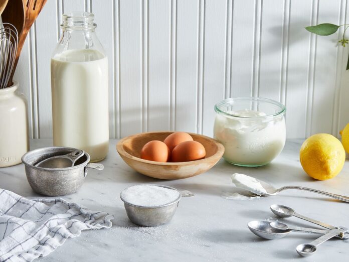 a74471b7-59d8-4450-8e5c-3de57bbb4ff6--2018-0919_sponsored_milk_cloud-cake_ingredients_3x2_rocky-luten_019