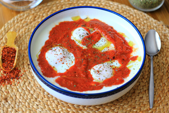 salca-soslu-cilbir-sunum-1