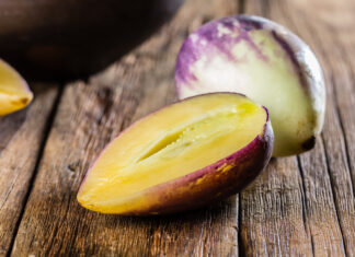 Kavunu andıran tropik bir lezzet: Pepino meyvesi